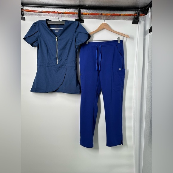 Figs Pants - Figs‎ scrubs Zamora Scrub Pants women’s blue S top is Jaanuu size small navy